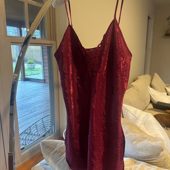 Women's M/L Slip Dress Burgundy Satin Lace Lingerie Vintage - Picture 1 of 3